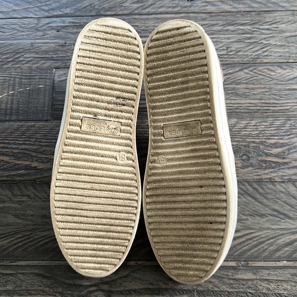 J Slides Women’s Slip On Shoes - Picture 4 of 4